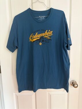 Men’s Columbia Teal Short-Sleeve Tee with Yellow Graphic Logo XXL